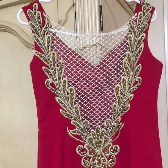 Long dresses - Picture 3 of 5